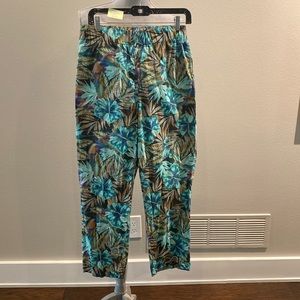 URBAN OUTFITTERS 100% COTTON PANTS WITH FRONT ZIPPER AND ELASTIC WAIST.